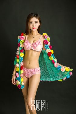 从后面挺进护士体内